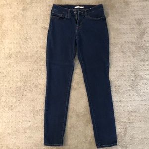 Levi’s 711 Skinny Jeans